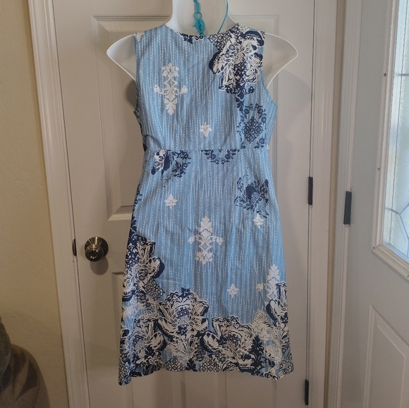 G.H. Bass & Co. Blue and White Floral Dress - Picture 6 of 9